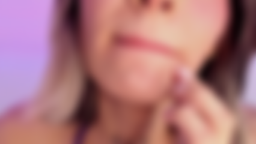 Mi lengua húmeda abrazará tu polla dura hasta que me des tu semen blanco y espeso!