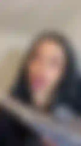 You love watching a girl devour and swallow a giant piece of pizza, my tongue game and my big mouth will make you excited