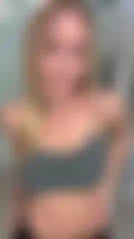 Striptease antes de la ducha