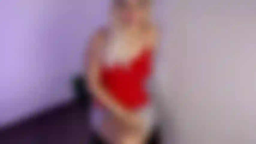 Mi vecina me folló y me hace facial.