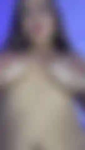 Grandes pezones para ti.