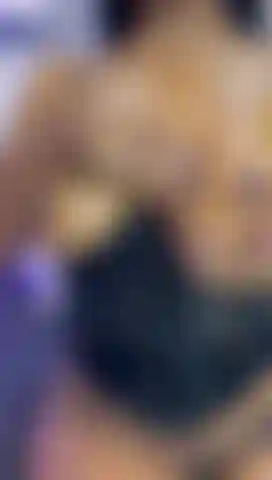 Look how I moo my tits with ice