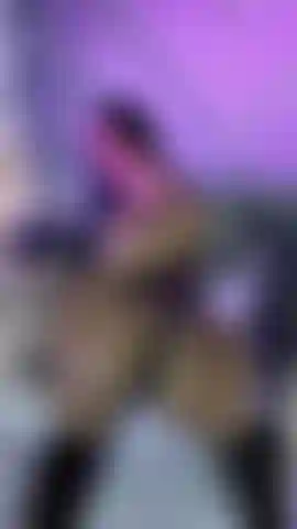 Twerk and spank my ass!!