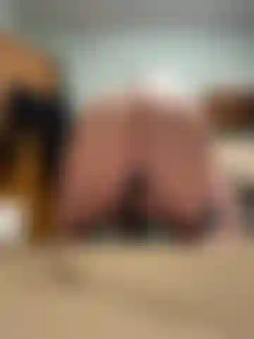 Solo mi enorme culo cabalgando un negro grande.