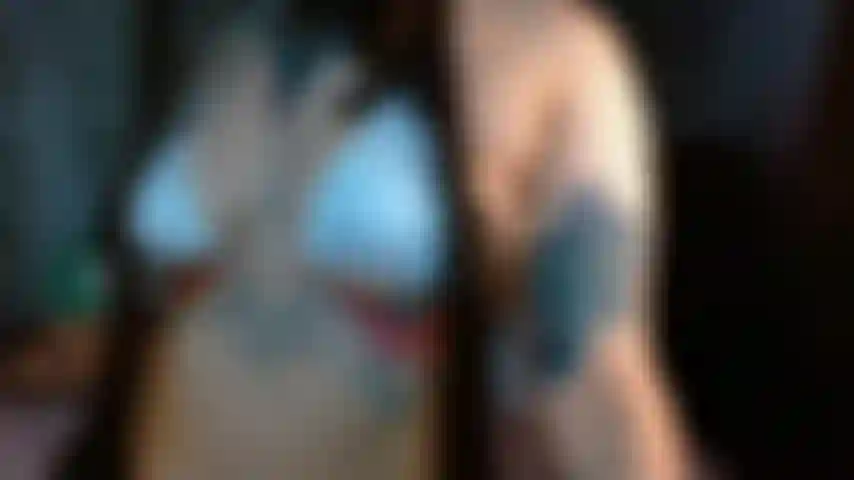 Ribete, humillacion joi como tifa lockhart.