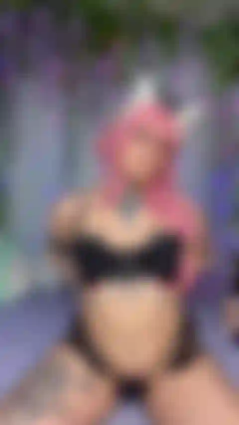 Slutty y a la chica le encanta la bbc.