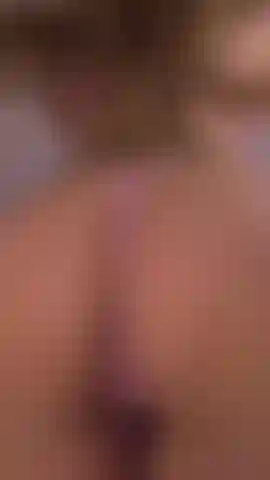 Un vistazo rápido a mis diminutas bragas.