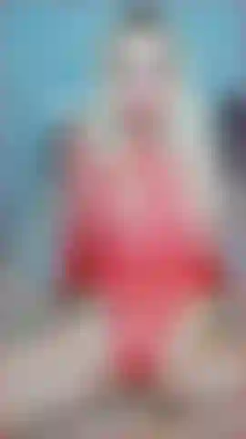 Chupa descuidadamente mi consolador.