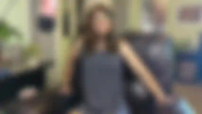 Linzy19 insertando mi buttplug y mostrando ese culo.