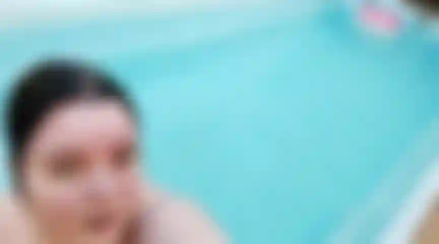 Nado desnuda.