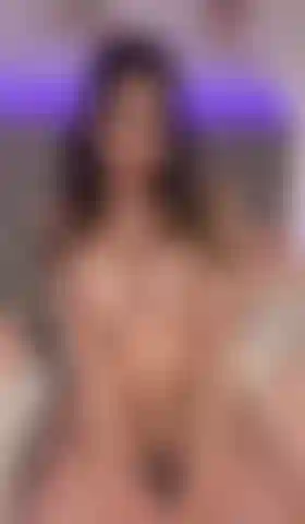 Mírame montando esta polla.