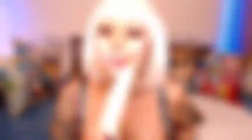 16. Corrida enorme estropeando mi maquillaje.