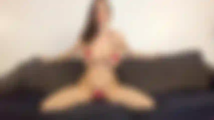 Bbc fuck en diminuto bikini: te provoco con mi diminuto bikini, luego me follo con un juguete bbc de 8 ": misionera, cabalgando, perrito hasta que me corro y luego abro las piernas para que te corras profundamente dentro de mí.