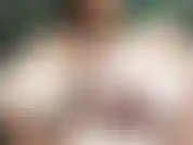 Mira como aceito mis tetas para ti y te doy una cuenta regresiva de 10 segundos para que puedas correrte en mis tetas.