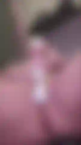 Mirame usar mi varita tan mojada.