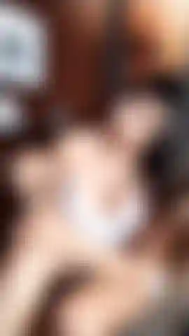 Abro mis piernas para ti.