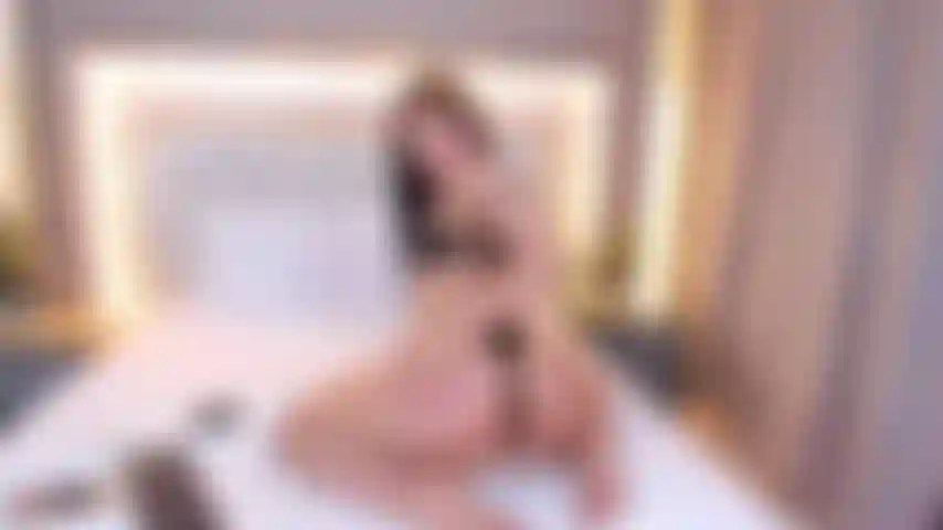 This big ass girl loves to be spanked