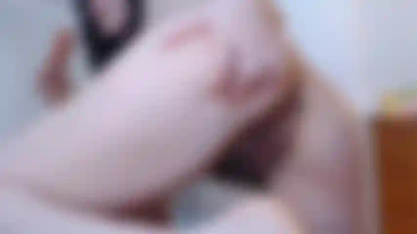 Follando y chupando consoladores y show de cámara en vivo de perrito y de cerca.