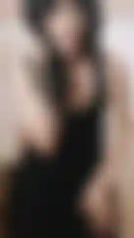 Coñito peludo y culo flash!