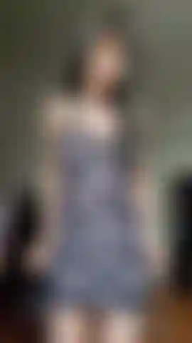 Culo peludo y coñito flash.