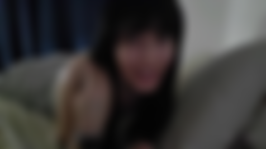 ¡Buenos días, gamberro! Tu nuevo ritual matutino empieza follándote para mí.