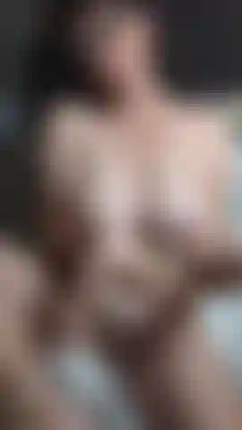 Engrasando tetas y cuenta regresiva de semen!