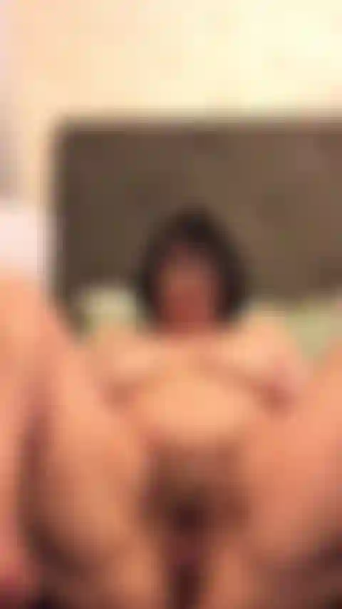 Me desperté muy cachonda! Tuve que correrme!