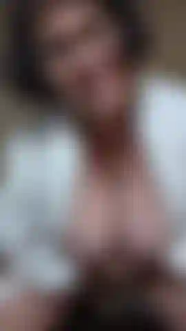 ¡Móntalo vaquero! ( Paseo consolador en taburete).