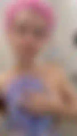 taking  shower boobs wet