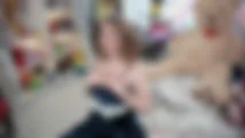 El mejor juego de rol de novia que verás! Hoy te voy a llevar cerca de mi, cerca de mi cuerpo, de mis labios, de mi coño y darte el orgasmo que te mereces!