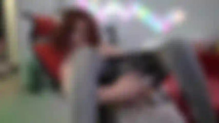 Uno de mis mejores squirts y show anal! Prepárate para mí porque después de que me eyacule en tu polla, mi culo anhelará tu polla lo más profundo que puedas. Experiencia en espectáculos de oro: temblar, gemir, jugar con el culo, lo mejor.