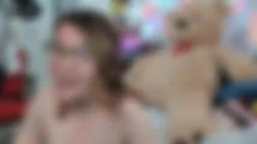 Parte 2: ¡pose pervertida montando tu cara y tu polla y hablando sucio contigo! Espero nada menos que un gran orgasmo y una lengua sucia dentro de mi coño! Sesion privada - nombre joshua!