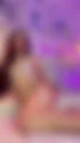 Con lencería o desnuda ¿que os parece?