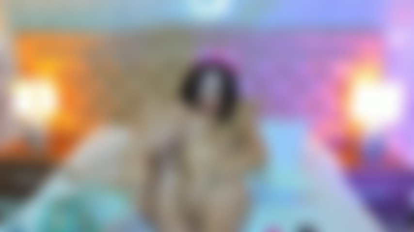 Estoy tan mojada y exuberante.