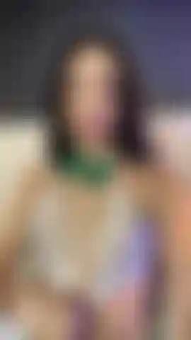 Mis pequeñas tetas son para ti.