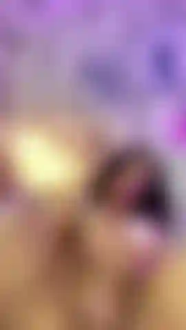 Creampie digitación coño.