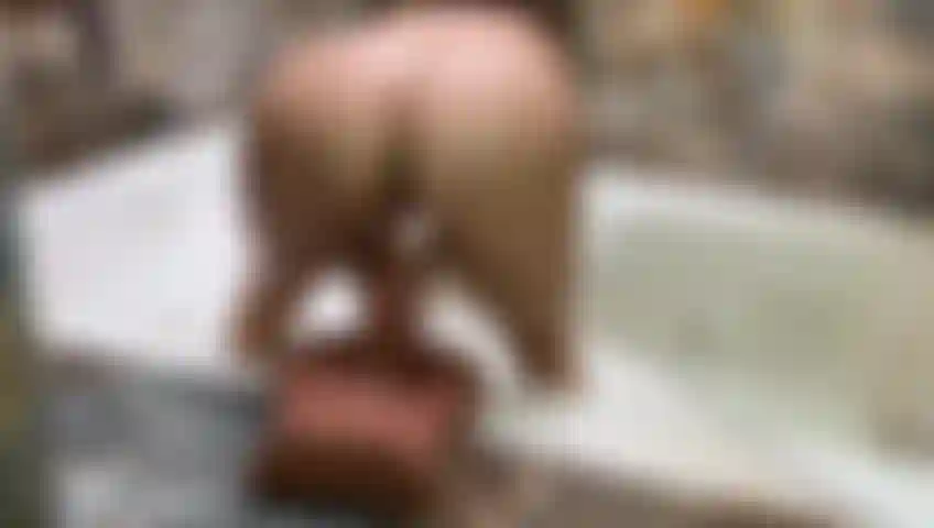 I love ride my  torso toy in the bathub