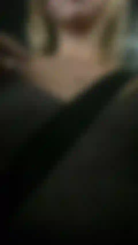 Cachonda en el semáforo en rojo... Odio el tráfico!