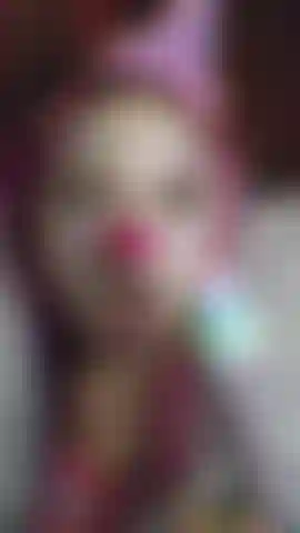 CLUSSYDUEX/TheSLOPPYBJ:  A spicy Clown friend has arrived at your door ready to play. Want to mess up their makeup? Watch them SUCK, giggle & drool! Play now!