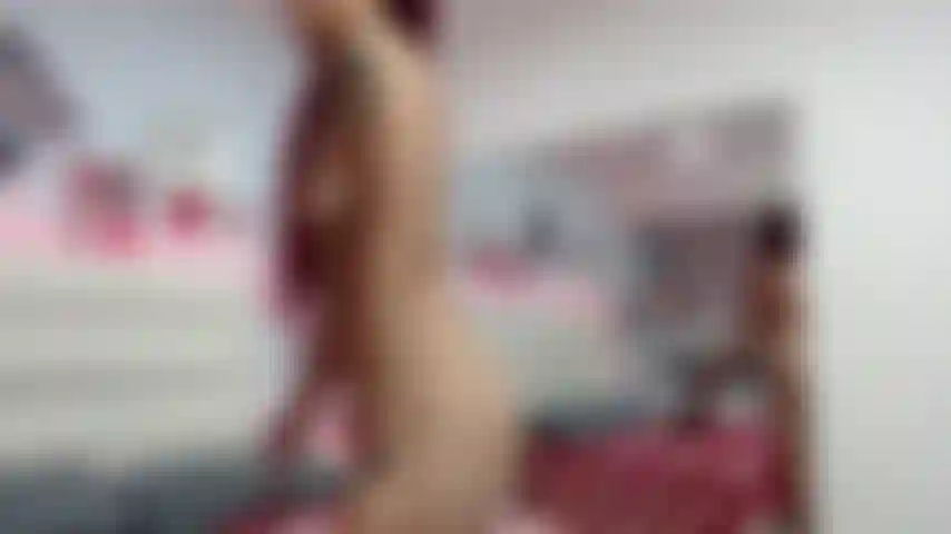 ¡Mira mi hermoso cuerpo desnudo!