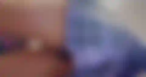 Brat se burla de ti.