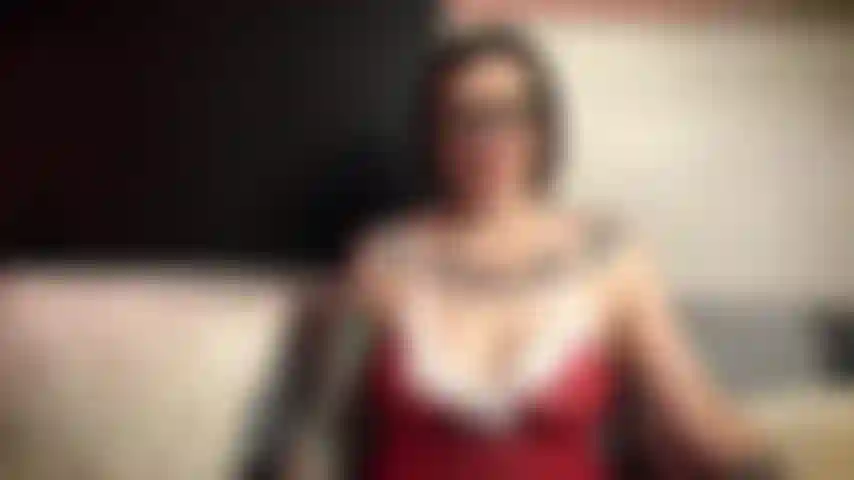 La señora claus se burla de tu pequeña polla!