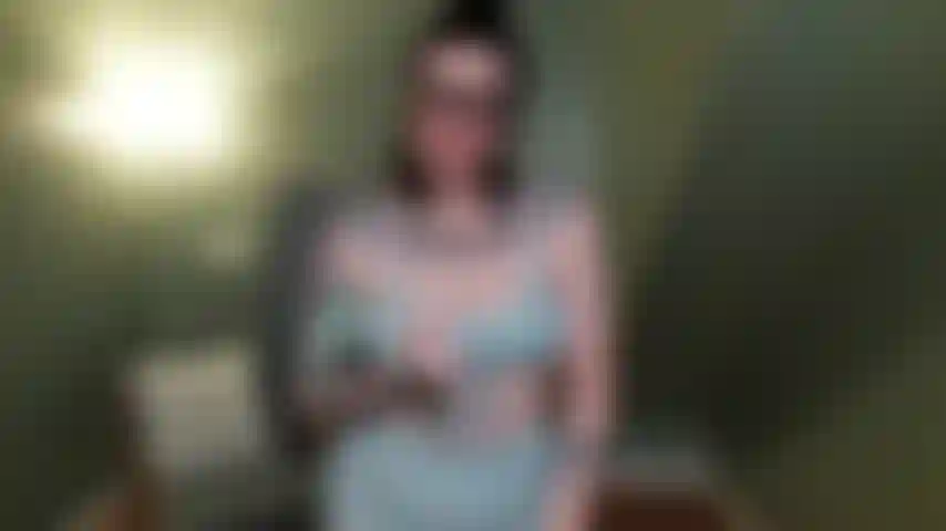 Masturbación cornuda guiada.