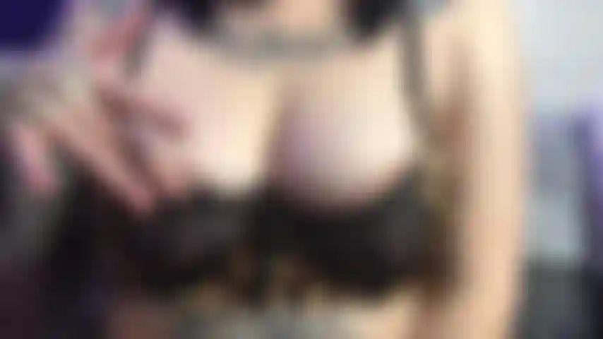 Eres adicta a mis tetas de diosa.