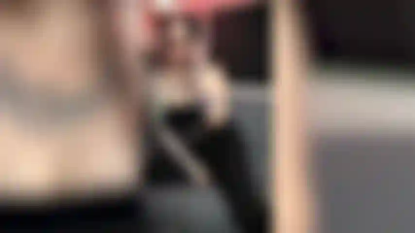 Esposa pov te pone los cuernos en un mensaje de voz.