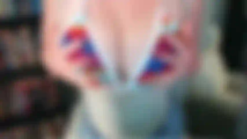 Adoración de pies en topless joi.