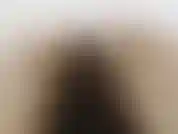 Striptease de gafas: una vez que estoy desnuda, me agacho y te muestro mi coñito peludo y abro los grandes labios de mi coñito. Me quito las gafas y las deslizo por todo mi cuerpo y mi arbusto!