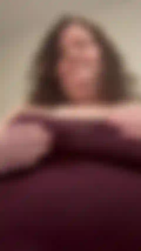 Masaje con loción de tetas.