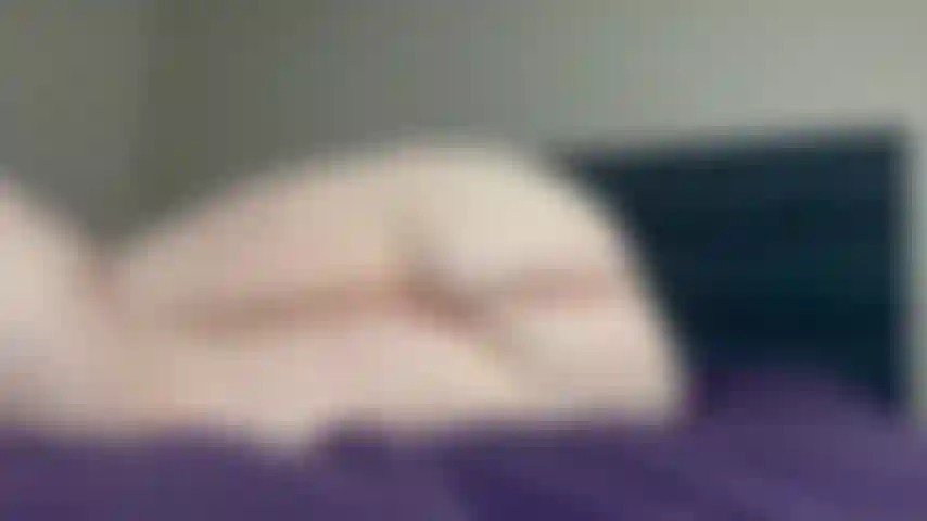 Juego de plug anal lateral.