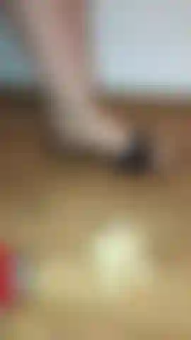 Crushing en sandales et collants